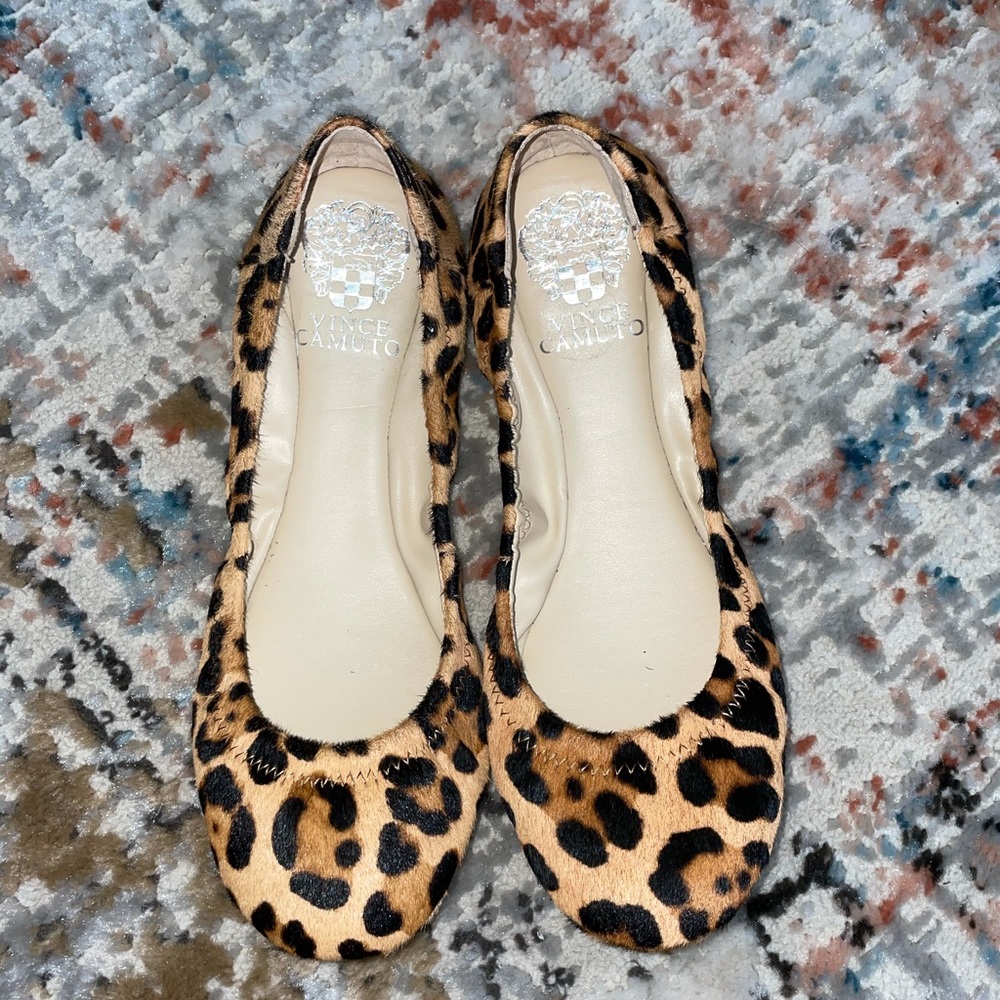 Vince Camuto Leopard Flats